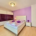 Apartament Sunny View With Garage Burgas